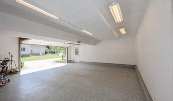 8 Riverside Dr, Allenstown, NH 03275