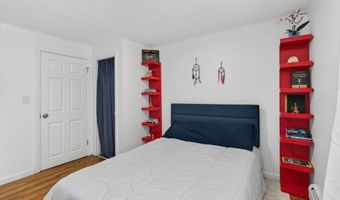 15 Lovejoy Rd, Andover, MA 01810