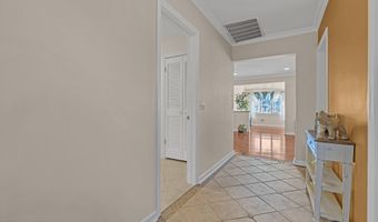 64 Harbor Inn Rd, Bayville, NJ 08721