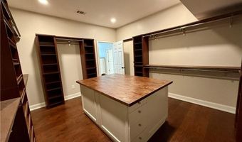 712 4TH Ave, West Point, GA 31833