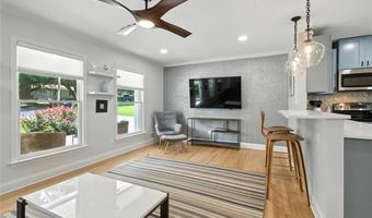 184 Cold Creek Dr, Alpharetta, GA 30009