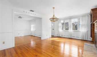 17 Jennie St, Cranston, RI 02920