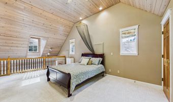 812 Diamond Dr, Arcata, CA 95521