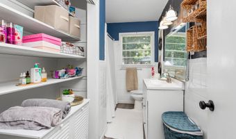 1130 Altamont Rd, Anniston, AL 36207