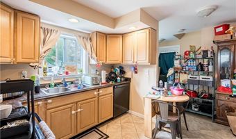 136 Collins St, Attleboro, MA 02703
