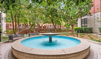 1021 N GARFIELD St 517, Arlington, VA 22201
