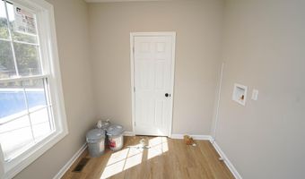 406 DELAWARE Ave, Delmar, DE 19940