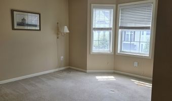1004 Pinnacle Way 1004, Danbury, CT 06811