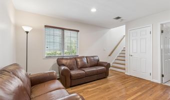 62 Crosby Ave, Albertson, NY 11507
