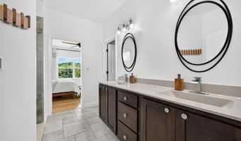 208 Berg Crossing Dr, Augusta, MO 63332