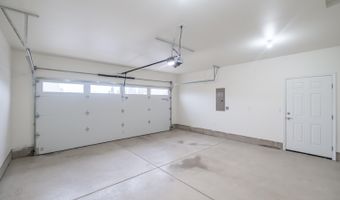 2037 Waterford St SE, Albany, OR 97322