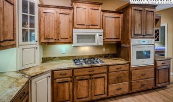 116 Mallard Ct, Banner Elk, NC 28604