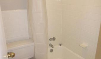 1830 COLUMBIA Pike 411, Arlington, VA 22204