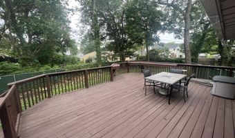 573 Lloyd Rd, Aberdeen, NJ 07747