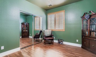 90 Parker Ranch Dr, Henderson, NV 89012
