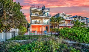 2516 GULF Dr N, Bradenton Beach, FL 34217