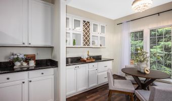 534 WINDING ROSE Dr, Rockville, MD 20850