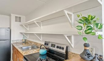 111 KAHULUI BEACH Rd A104, Kahului, HI 96732