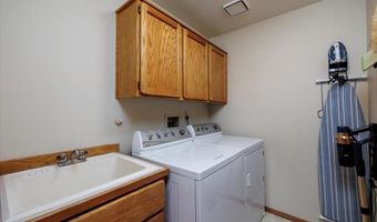 18820 SW KELLY VIEW Loop, Beaverton, OR 97007