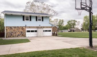 584 Trinton Cir, Bedford, IN 47421