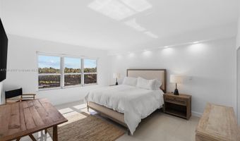 9102 W Bay Harbor Dr 5D, Bay Harbor Islands, FL 33154