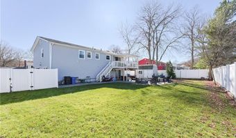 31 Salina Ave, Johnston, RI 02919