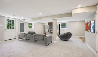 711 E BUTLER Pike, Ambler, PA 19002