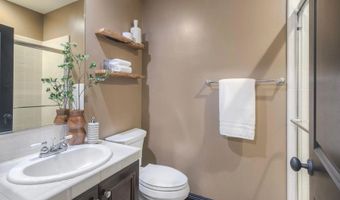 7635 Circulo Sequoia, Carlsbad, CA 92009