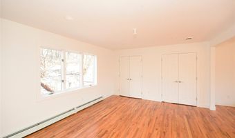 7 Kile Ct, Airmont, NY 10952