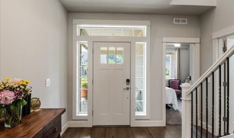 18392 SE MORSE St, Milwaukie, OR 97267