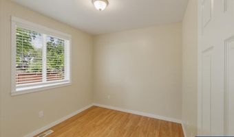 900 Trinity St NE, Albany, OR 97322