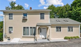 129 Simmonsville Ave, Johnston, RI 02919