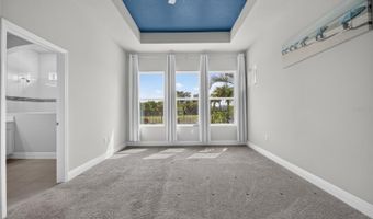 7322 PARADISO Dr, Apollo Beach, FL 33572