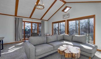 400 Oak St, Argyle, WI 53504