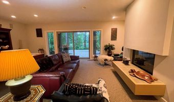 8050 Wilderness Trl NE, Ada, MI 49301