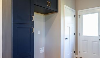 413 North Ave, Appomattox, VA 24522