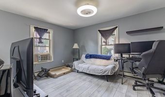 177 Birch St, Bangor, ME 04401