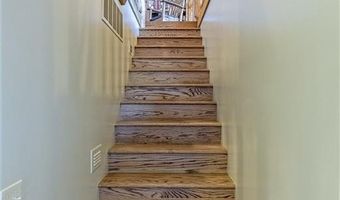 312 Road 8VE, Clark, WY 82435