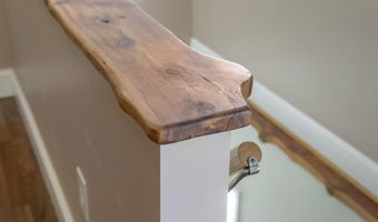 8508 DICK WOODS Rd, Afton, VA 22920