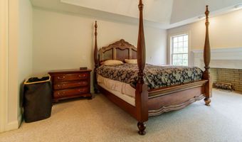 19 Cider Mill Rd, Burlington, CT 06013