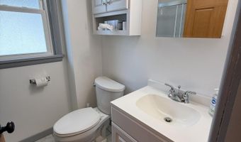 2927 Pine Ave, Altoona, PA 16601
