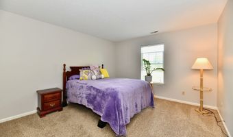 938 Weeping Way Ln, Avon, IN 46123