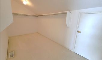 325 Inwood Trl, Aurora, OH 44202
