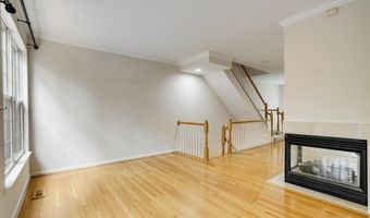 6490 TAYACK Pl, Alexandria, VA 22312