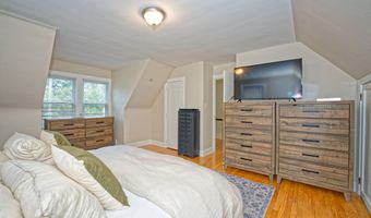 5 Kakely St, Albany, NY 12208