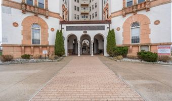 400 Deal Lake Dr 2L, Asbury Park, NJ 07712