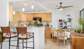 90 Auhana Rd 201, Kihei, HI 96753