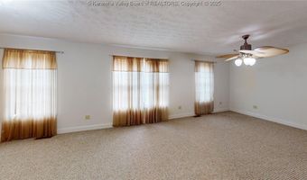 1520 Hash Ridge Rd, Barboursville, WV 25504