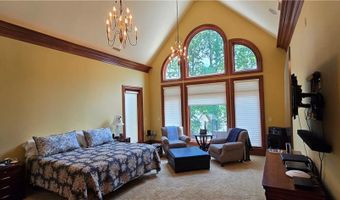 918 Oak Dr, Woodstock, GA 30189