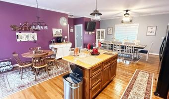 2749 Trent Hatchery Rd, Appomattox, VA 24522